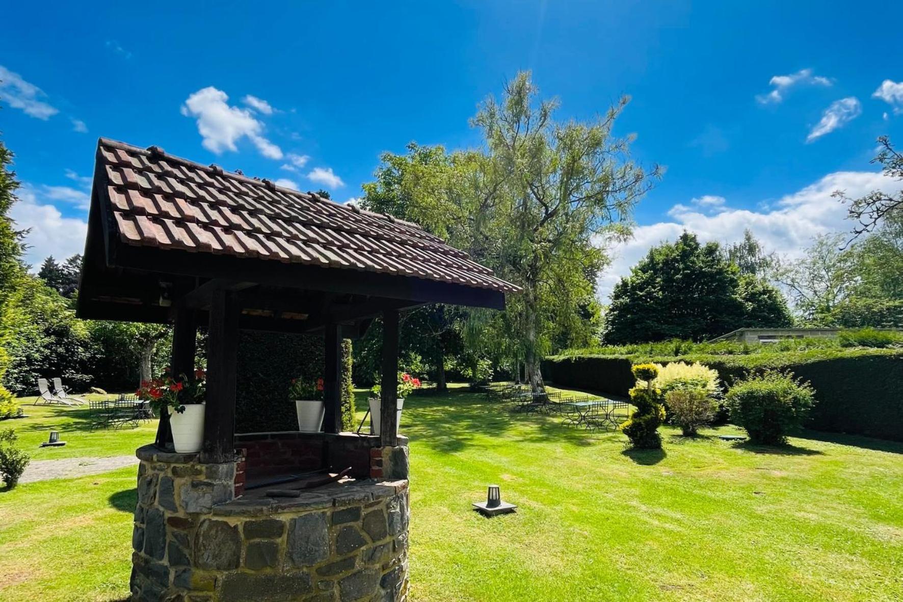 La Fontaine Du Sabotier Hotel Awenne Buitenkant foto